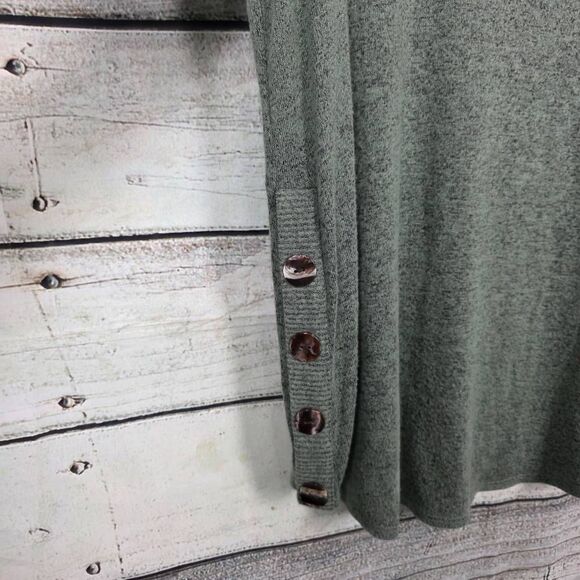 Fortune + Ivy Sage Green Button Side Tunic Top L - Picture 3 of 6